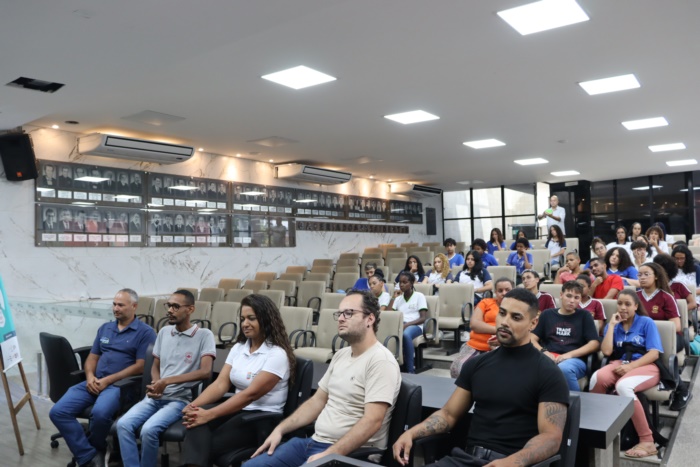 O atributo alt desta imagem está vazio. O nome do arquivo é 1.jpg