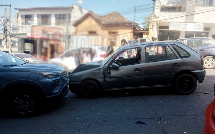 O atributo alt desta imagem está vazio. O nome do arquivo é COLIS.jpg