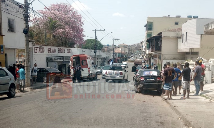 O atributo alt desta imagem está vazio. O nome do arquivo é ACI00.jpg