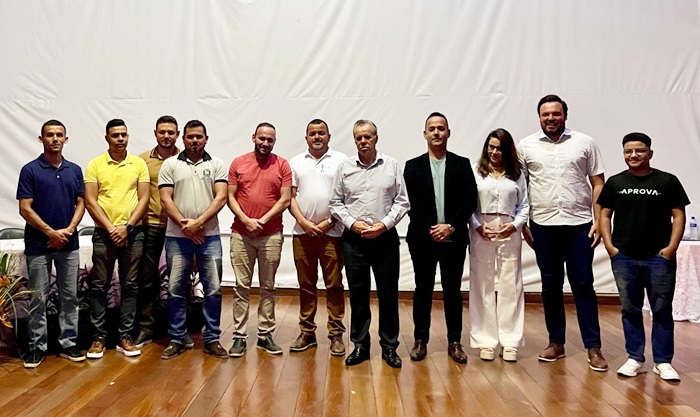 O atributo alt desta imagem está vazio. O nome do arquivo é APROVA.jpeg